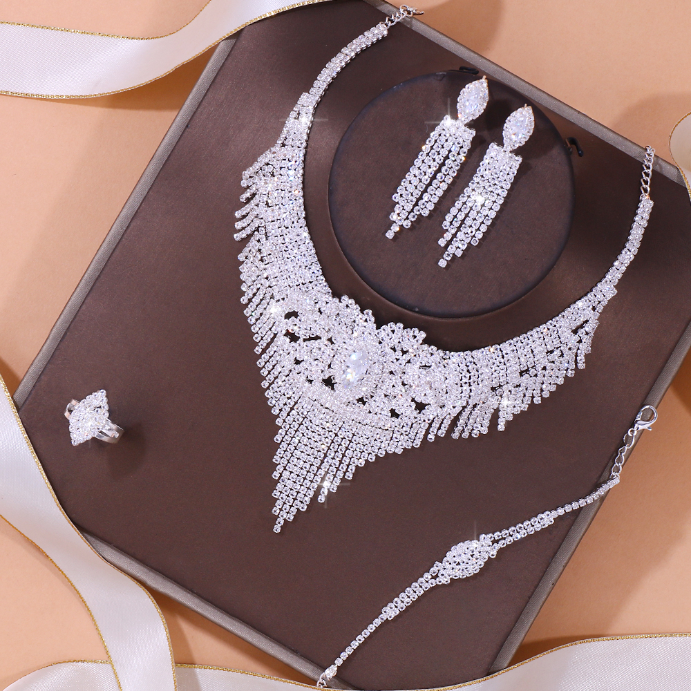 Stonefans Luxury Indian Bridal - Indian Wedding Supply recensie en prijs