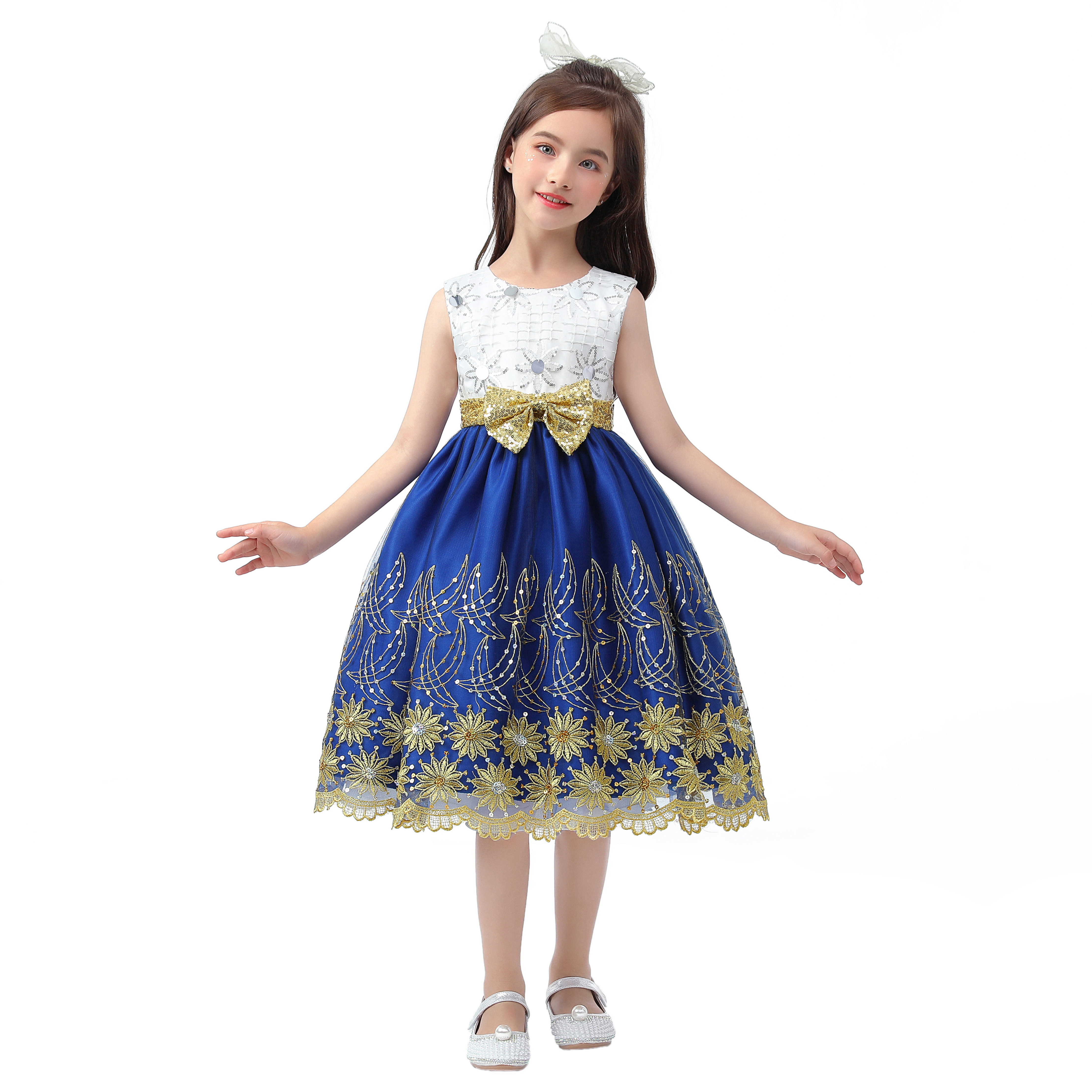 Little girl’s embroidered dres - Wedding Lulu recensie en prijs