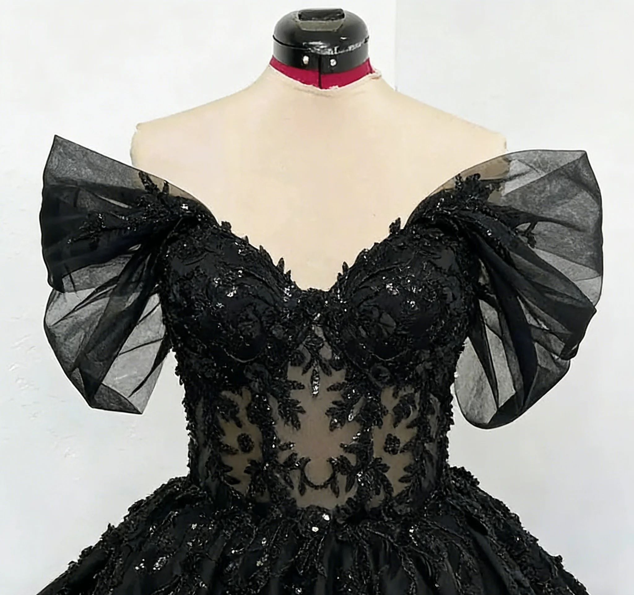Customized Off Shoulder Black  - Bridal Sash Ribbon recensie en prijs